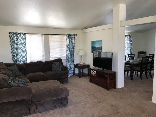 Peaks House Photo 5